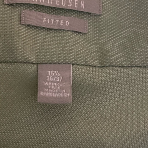 Van Heusen Long Sleeve Shirt - Picture 2 of 2